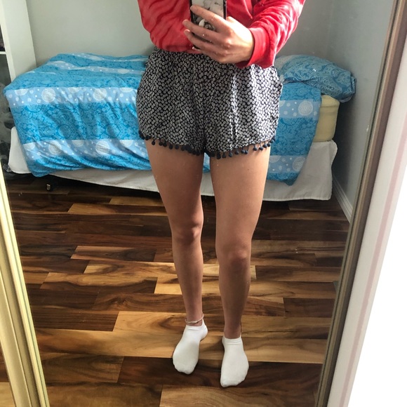 Float patterned shorts - Picture 2 of 3